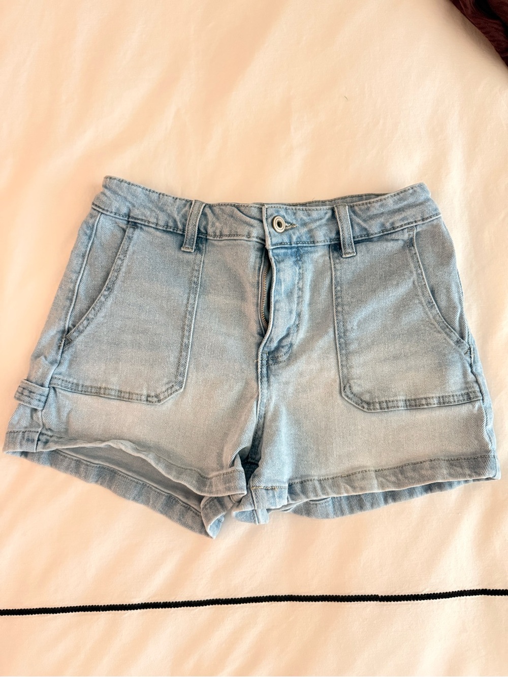 Altar’d State Light Wash Denim Women’s Shorts